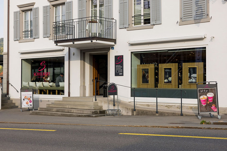 Filiale_Sattel