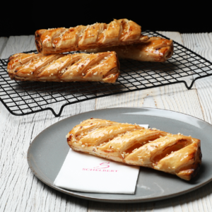 Aprikosenstrudel